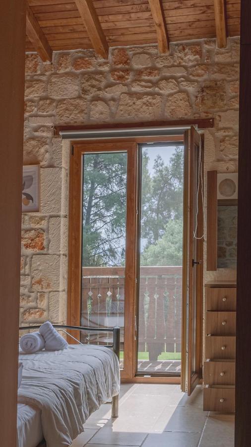 Villa Stone Made Private Pool Kriopigi