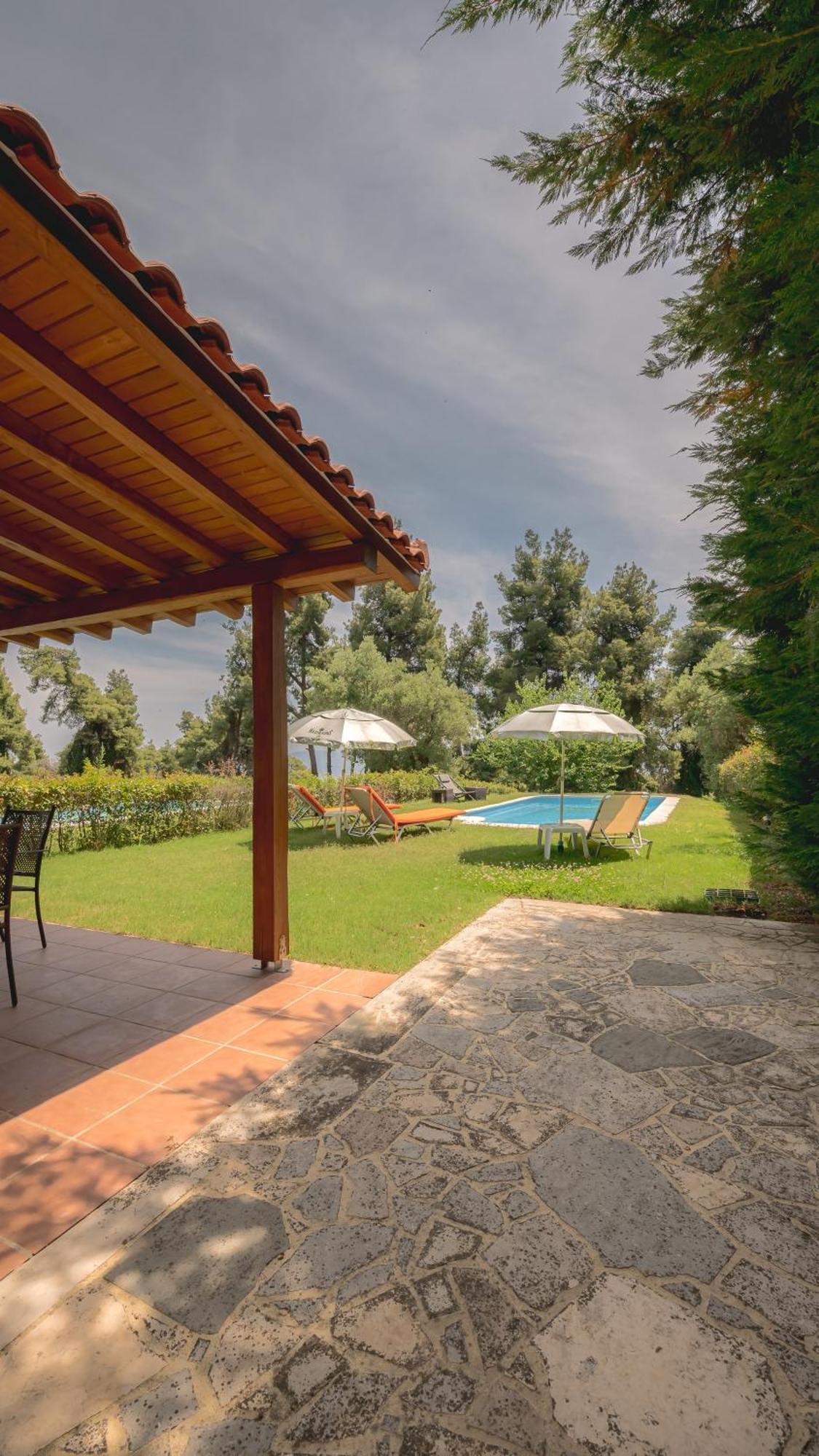 Villa Stone Made Private Pool